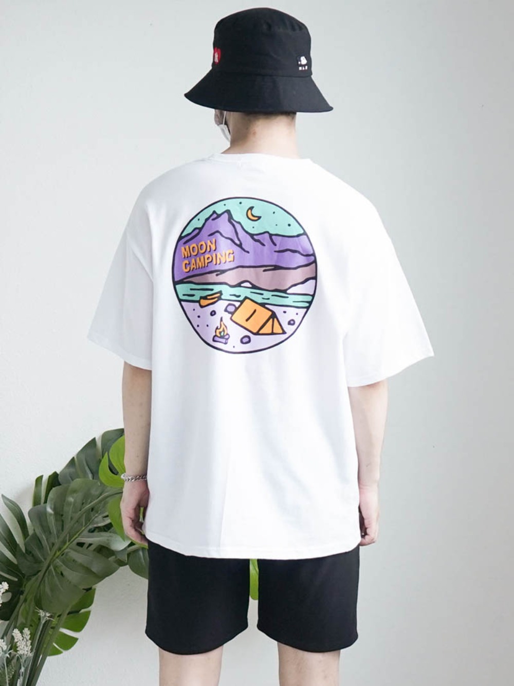 MOON캠핑 오버핏 반팔티셔츠 [2colors]더메이데이